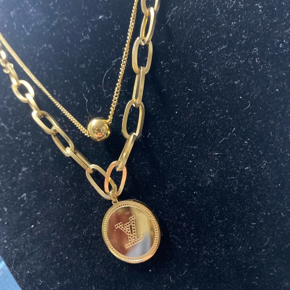 Layered Necklaces - Picture 2 of 3